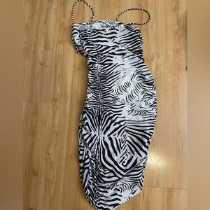 NWT LIONESS Beginning Boutique Zebra dress